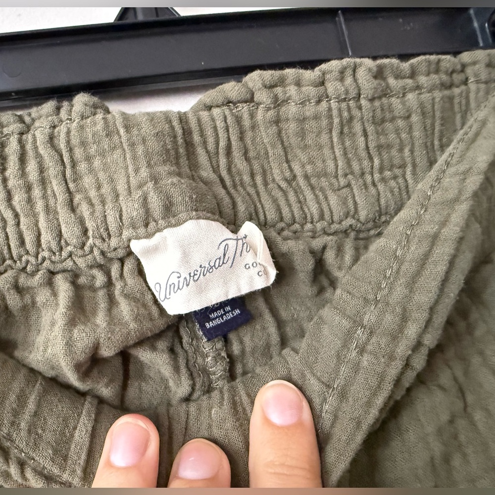 Universal Thread Green Shorts - Picture 2 of 2